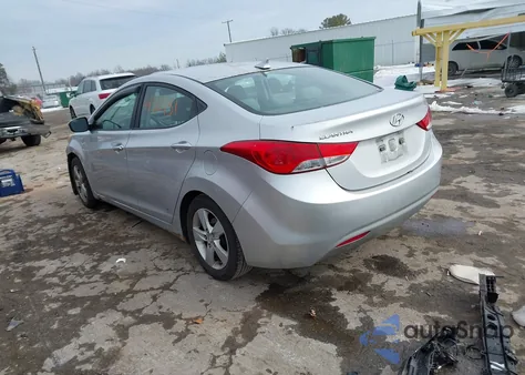 2012 Hyundai Elantra Gls (Ulsan Plant) z USA, uszkodzony, nr VIN KMHDH4AE7CU425414